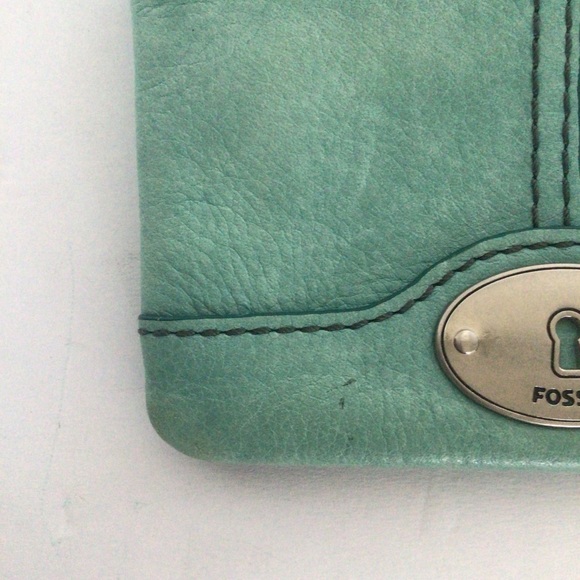 FOSSIL BLUE GREEN LEATHER ZIPPERED CARD CASE - Picture 13 of 13